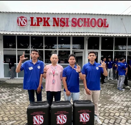 PERPISAHAN 3 SISWA ZENSHIN & KOTANI SHACHOU DI GAKKOU GEBANG